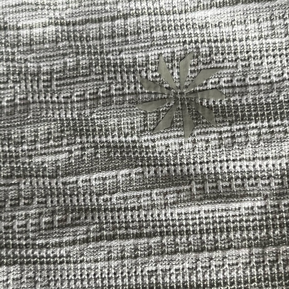 Athleta Jacquard gray and white Highwaisted  Leggings size L - Picture 6 of 7